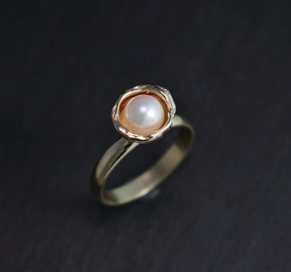 White Pearl Solitaire Ring in 14k Yellow Gold, One of a Kind, Organic Free Form Ring, Cultured White Akoya Pearl, Ready to Ship Size 8