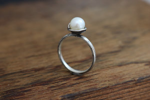 White Akoya Pearl Solitaire Ring, Sterling Silver Pearl Ring, Organic Free Form,