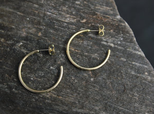 Hammered 14k Yellow Gold Hoop Earrings, Solid Gold Hoops, Hammered Gold Hoops, Minimalist Earrings, Medium Hoops, Ready to Ship Earrings