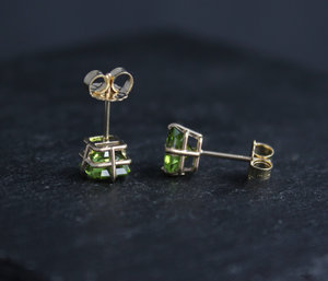 Asscher Cut Peridot 14k Yellow Gold Stud Earrings, 6mm Peridot Studs, August Birthstone Earrings, Big Gemstone Studs, Ready to Ship Earrings