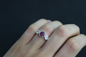 Bezel Set Three Stone Ring // Garnet White Topaz // Sterling Silver Three Stone Ring // Past Present Future Ring // Ready to Ship Size 7