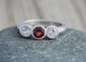 Bezel Set Three Stone Ring // Garnet White Topaz // Sterling Silver Three Stone Ring // Past Present Future Ring // Eco Friendly
