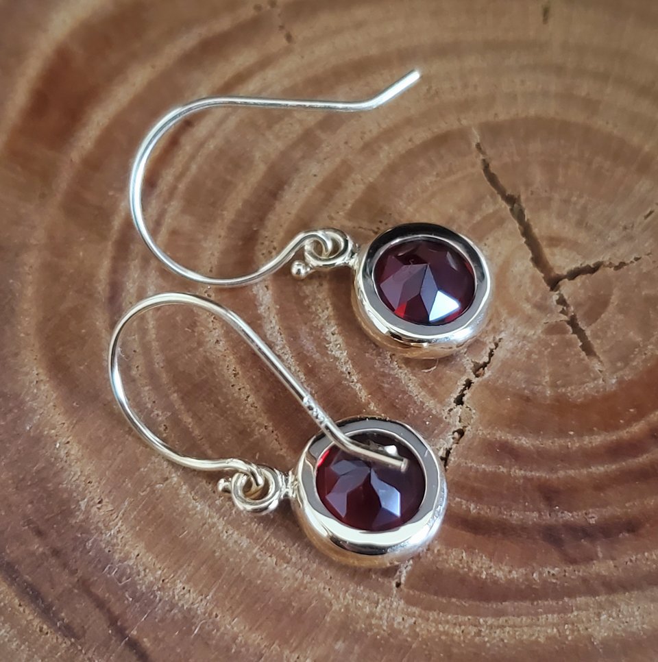 Garnet 14k yellow gold bezel drop earrings 8mm, January birthstone, round drop e