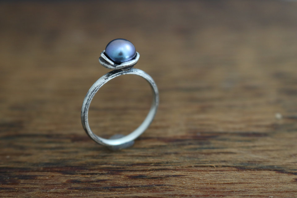 Gray Akoya Pearl Solitaire Ring, Sterling Silver Pearl Ring, Organic Free Form,