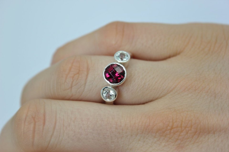 Bezel Set Three Stone Ring // Garnet White Topaz // Sterling Silver Three Stone Ring // Past Present Future Ring // Ready to Ship Size 7