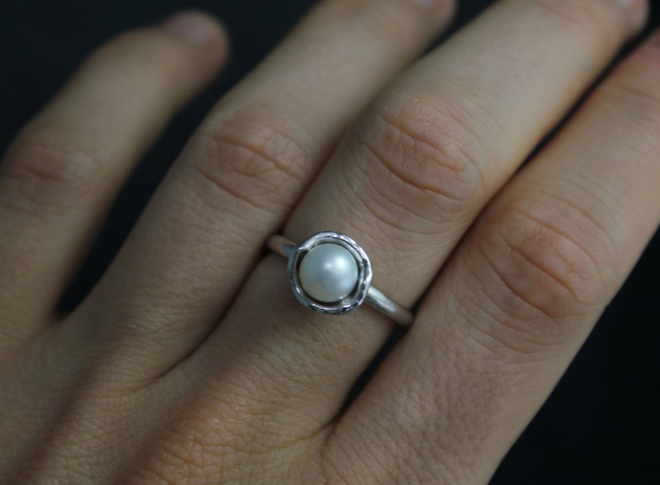 White Pearl Solitaire Ring, 14k White, Yellow, Rose gold, Pearl Ring, Organic Free Form, Cultured Akoya Pearl, Gold Ring Ready to Ship Sz 7