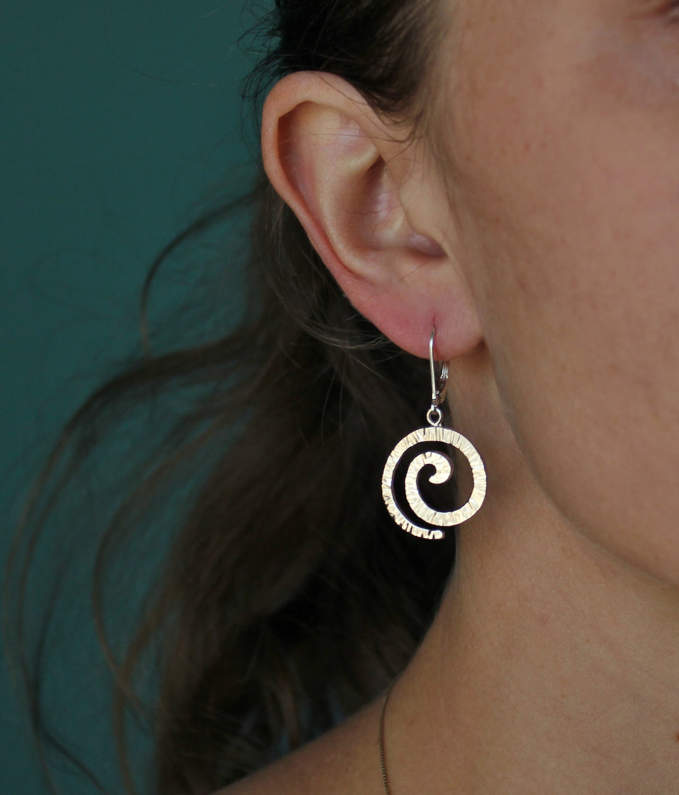Sterling Silver Sprial Dangle Earrings, Hammered Spirals, Drop Earrings, Circle Spiral, Gaia Earrings, Leverbacks, Ready to Ship Earrings