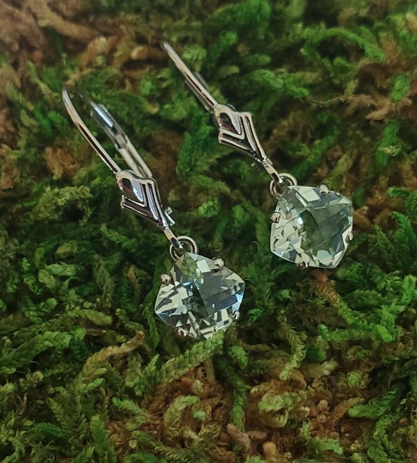 14kt White Gold Green Amethyst, prasiolite, dangle earrings vintage look antique